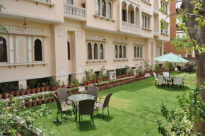  Om Niwas Suite Hotel  Джайпур